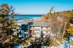 Standard Condo, 2 Queen Beds | Free WiFi, bed sheets - The Shores Resort (Williamsburg)