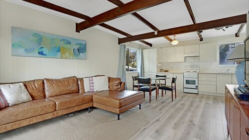 Calypso Cottage Holiday