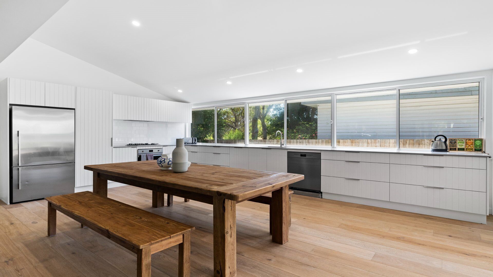 Mikrowelle, Ofen, Herdplatte, Geschirrspüler