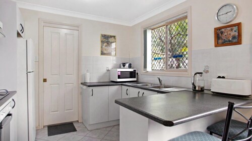 2/9 Yamba St, Hawks Nest