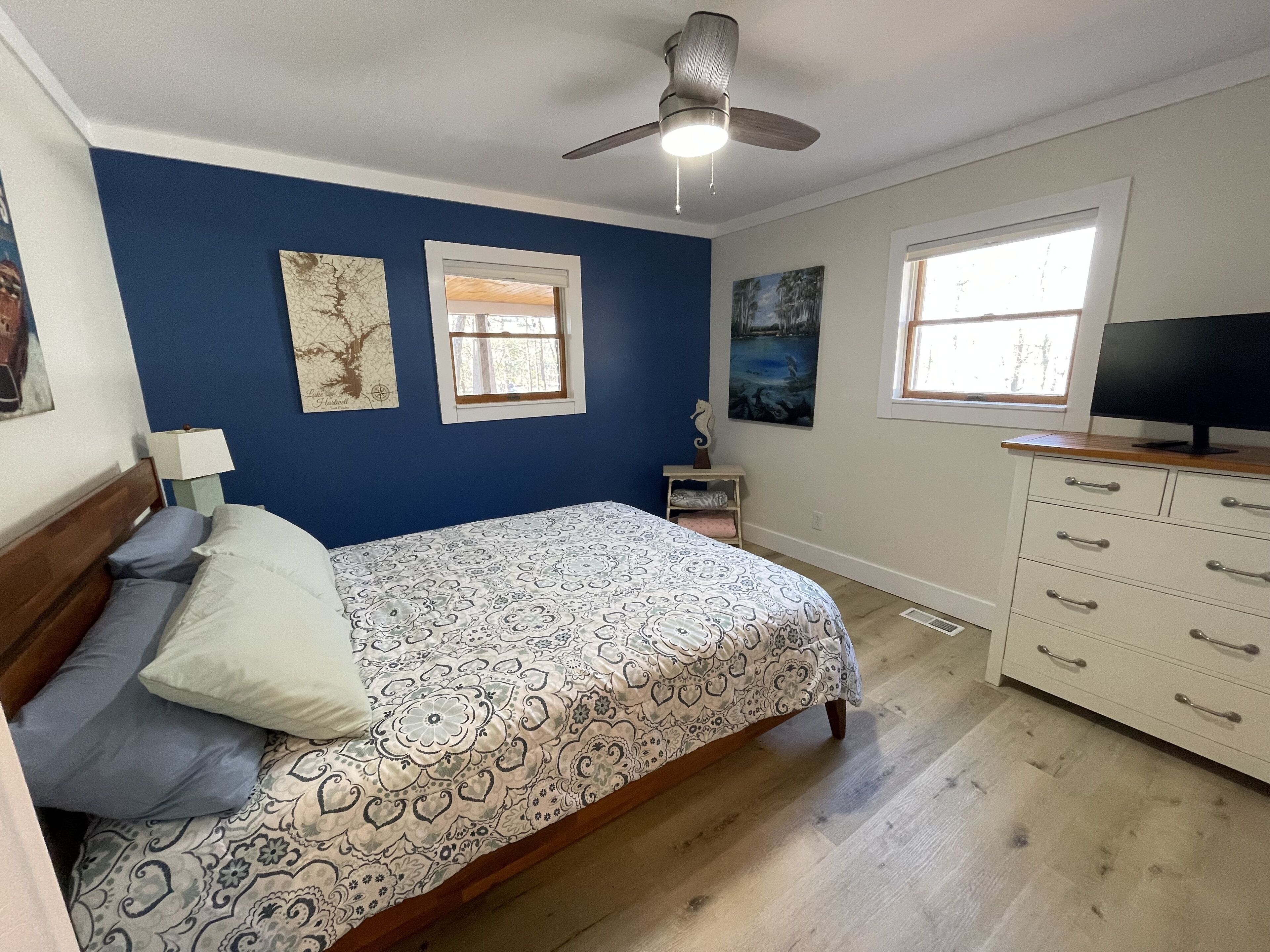 3 bedrooms, free WiFi, bed sheets