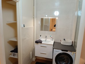 Towels, soap, toilet paper