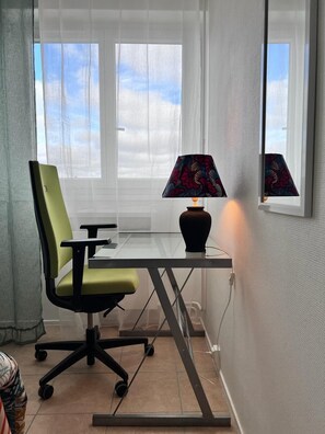 Interior - Welcome to Duleing House (Orléans)