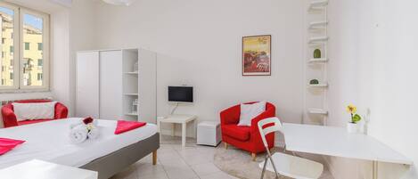 3 slaapkamers, een kluis op de kamer, een bureau