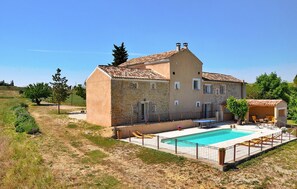 pool - Gorgeous home in St Sauveur de Cruzière (St Sauveur de Cruzière)