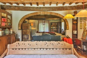 Interior - Villa Casanova by MMega (Castelnuovo)