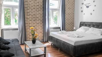 2 bedrooms, WiFi, bed sheets