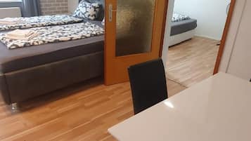 2 bedrooms, WiFi, bed sheets