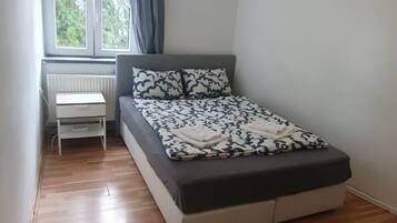 2 bedrooms, WiFi, bed sheets