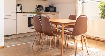 Charming 2BR+1LR Apt. Modern Design @Donaustadt