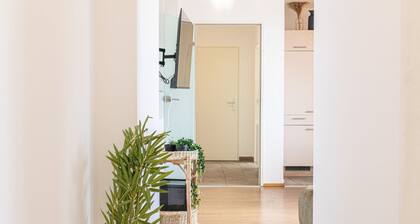Charming 2BR+1LR Apt. Modern Design @Donaustadt