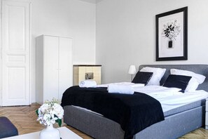 3 bedrooms, WiFi, bed sheets