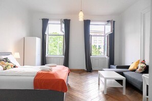 6 habitaciones, wifi y ropa de cama 