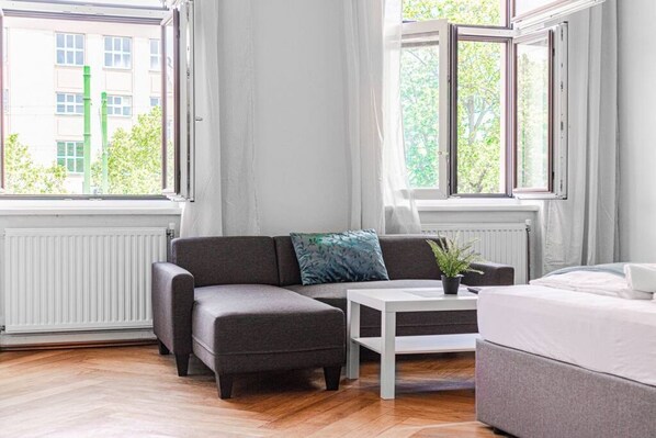 6 間睡房、Wi-Fi、床單