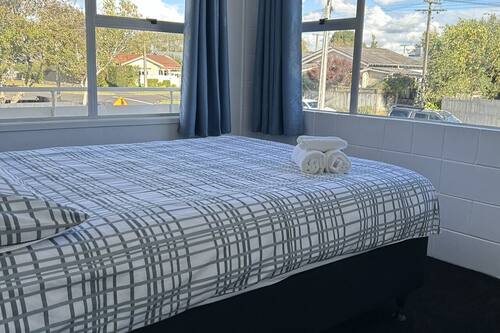 Blackout curtains, iron/ironing board, free WiFi