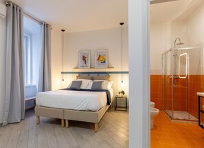 Room - Cool and stylish city apartment - WiFi (Trieste)