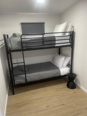 2 chambres, accĂšs au Wi-Fi (inclus), literie fournie