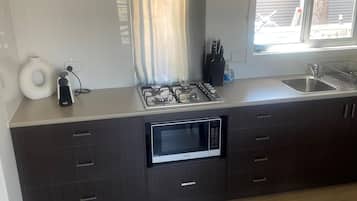 Microwave, stovetop, dishwasher