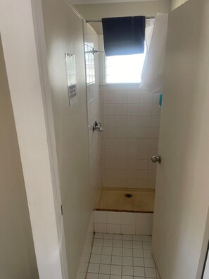 Towels - CABIN 2S - Two singles, one bedroom (Thornton)