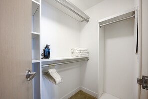 Interior - Luxury designed 1BR apartment (Beverly Hills)