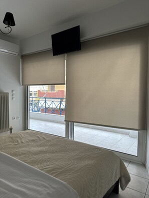 2 soverom, safe på rommet, strykejern/-brett og wi-fi (inkludert)