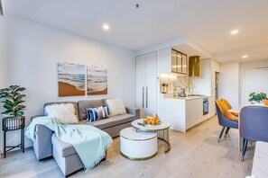 Comfort Apartment, City View | Living area | 55-inch TV with cable channels - StayAU Hotel-Style Apartment BoxHill  (Box Hill)