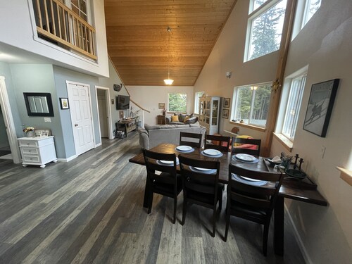 Homer Master Suite with Kitchen, Deck & Bath
