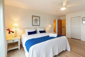 4 bedrooms, internet, bed sheets
