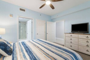 Schreibtisch, Bügeleisen/Bügelbrett, kostenloses WLAN, Bettwäsche