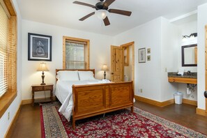 8 Schlafzimmer, Schreibtisch, Bügeleisen/Bügelbrett, kostenloses WLAN
