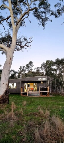 Tiny House/Retreat in Adelaide Hills. Secluded, peaceful, country views.