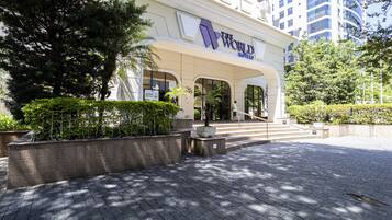 EntrĂ©e de lâhĂ©bergement