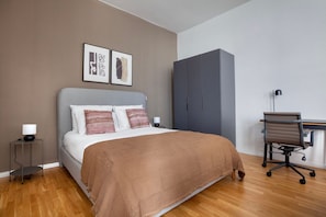 アイロン / アイロン台、WiFi、ベッドシーツ