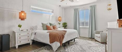 5 bedrooms, desk, iron/ironing board, travel crib