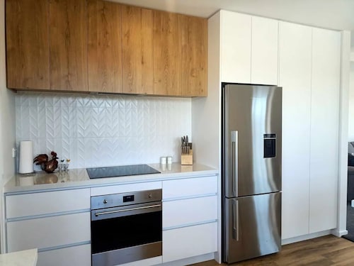 Taita House 2 Bedroom Flat (Near Christchurch)