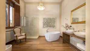 Villa | 5 Schlafzimmer