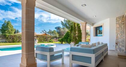 Ca na Saurina by Interhome