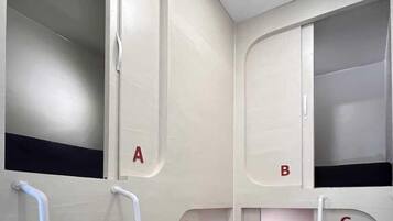Economy Shared Dormitory, 1 Bedroom | Bed sheets
