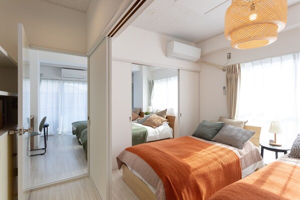 4 habitaciones, escritorio, wifi gratis y ropa de cama 