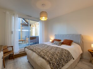 3 室のベッドルーム、WiFi