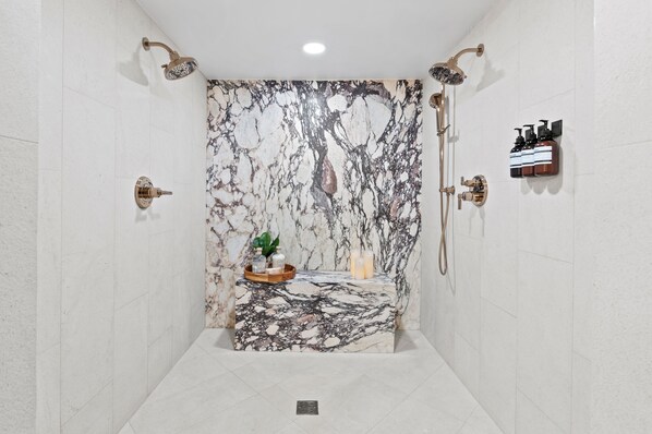 Uklassifisert bilde, 1 av 85, knapp