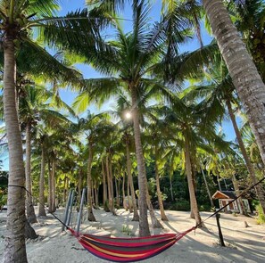Exterior detail - Borawan Island Resort (Padre Burgos)