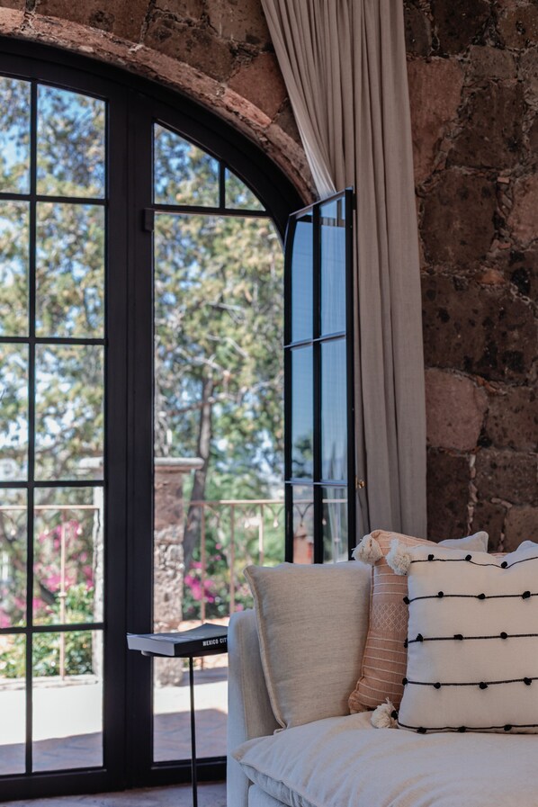 Exclusive Villa, 3 Bedrooms, Fireplace, Valley View | Living area | Smart TV, fireplace, Netflix, streaming services - Panoramic Paradise 3BR Overlooking SMA (San Miguel de Allende)