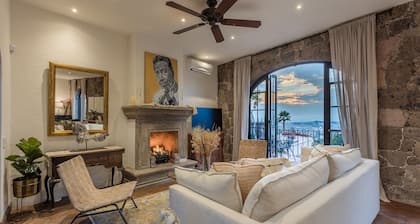 Panoramic Paradise 3BR Overlooking SMA