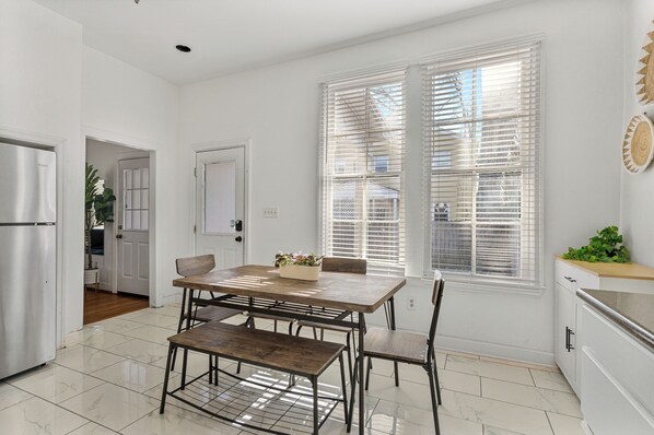 تناول الطعام