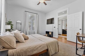 3 bedrooms, iron/ironing board, free WiFi, bed sheets - Pet Friendly 3 BR- 6 mins to Maxwell Base Sleeps 9 (Montgomery)