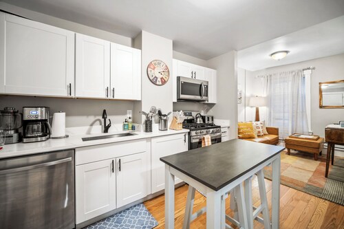 3brm/1bath North End Gem