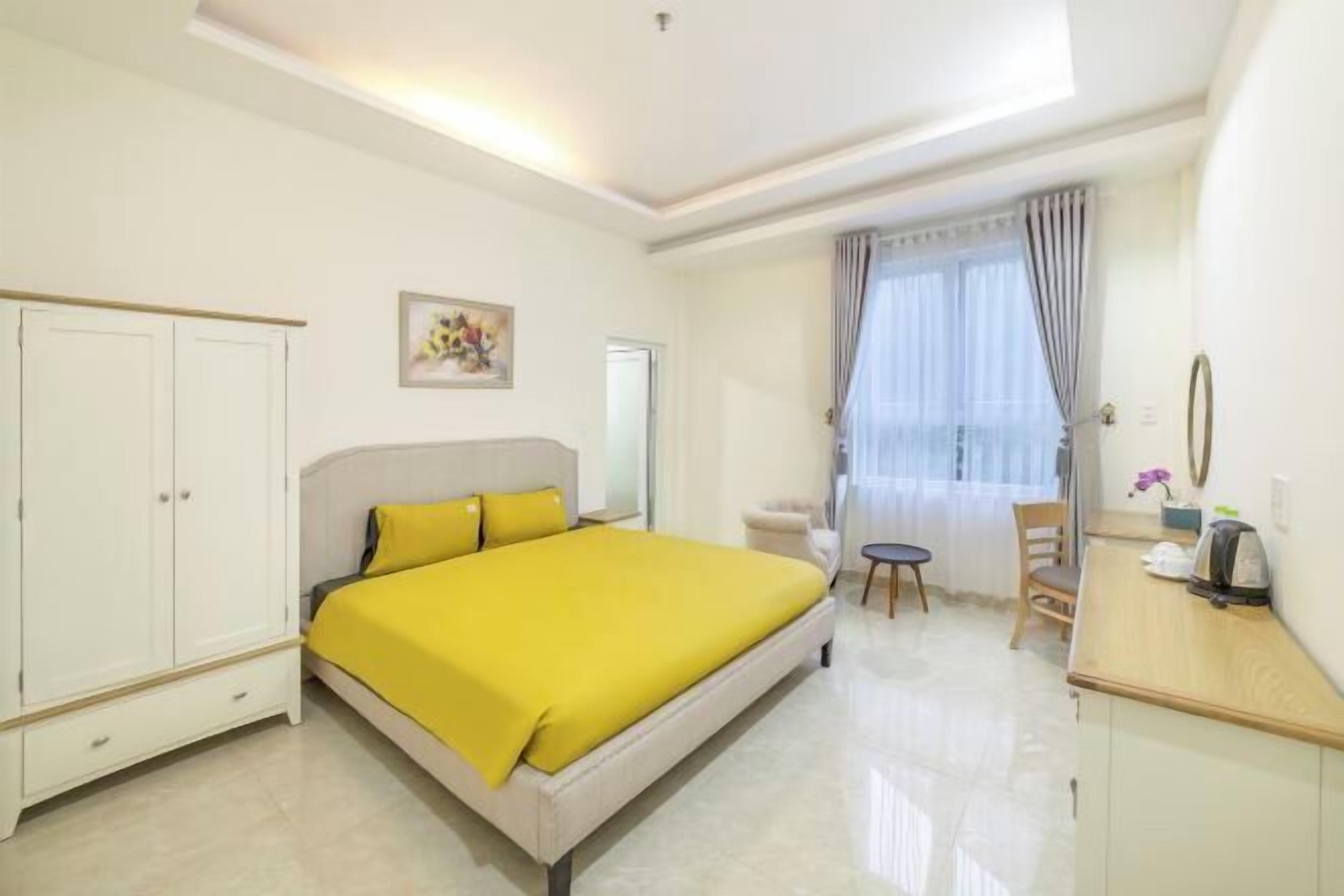 Hypo-allergenic bedding, desk, laptop workspace, soundproofing