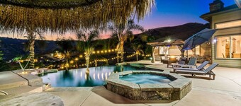 Pool/Spa/Golf/Pickelball Amazing Resort nearCasino