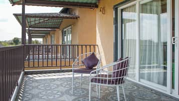 Chambre Double Luxe | Vue depuis le balcon